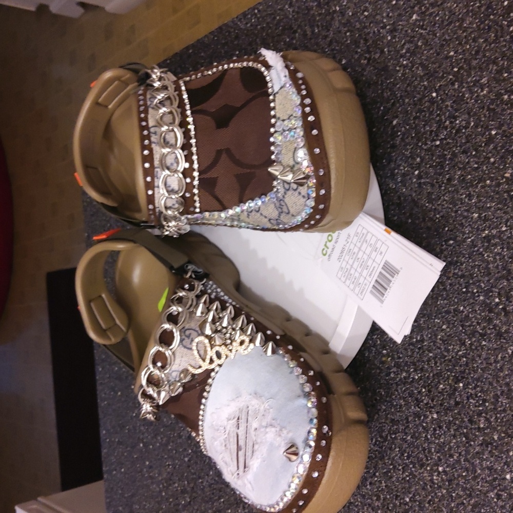 Sports Clog Crocs Brown NEW 💋💐BOUTIQUE NIGHTCAP